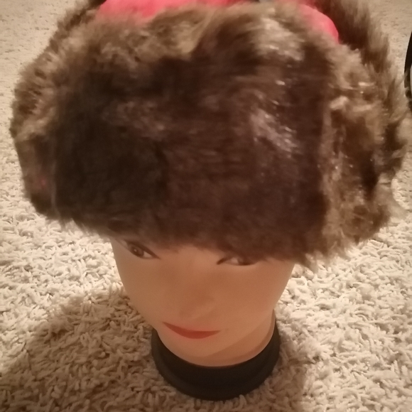 fur winter hats for men/women multi colour - Picture 4 of 6